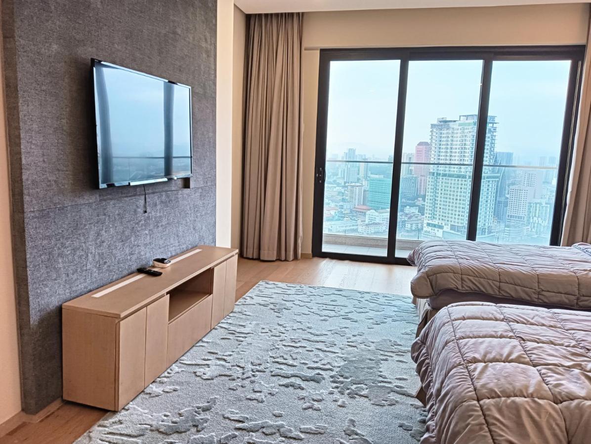 188 Lux Klcc * Kuala Lumpur